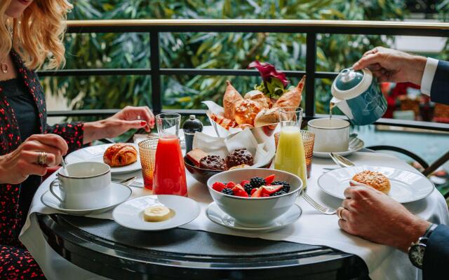 Shangri-La Paris Hotel