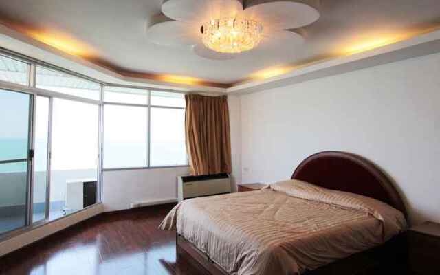 Chukamol Condominium No.1005