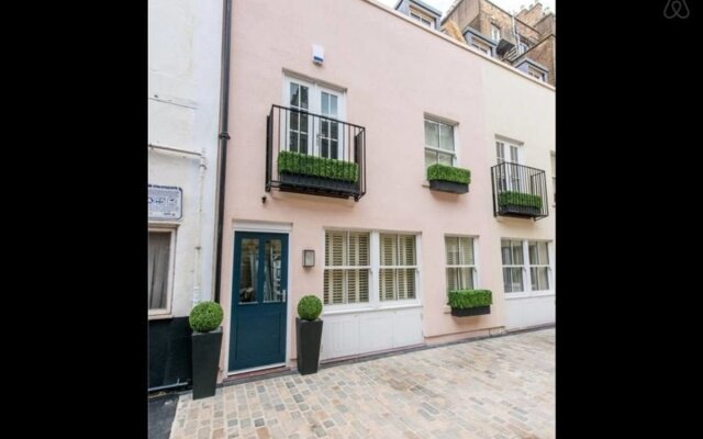 The Norfolk Escape - Beautiful & Bright 4 Mews Homes with 16BDR