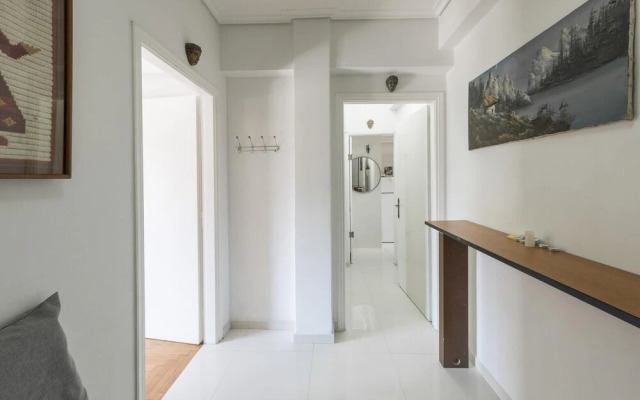 Stylish & cozy apt in Exarchia