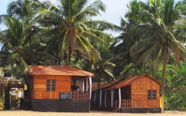 Madhu Beach Huts