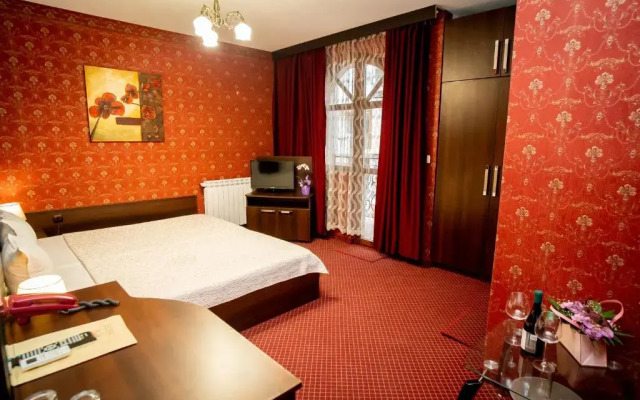 Hotel Globus