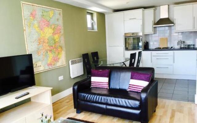 Central Luxury Apartment