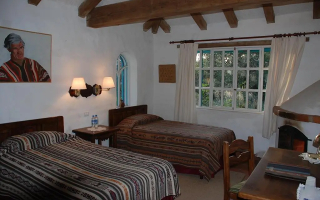 Las Palmeras Inn