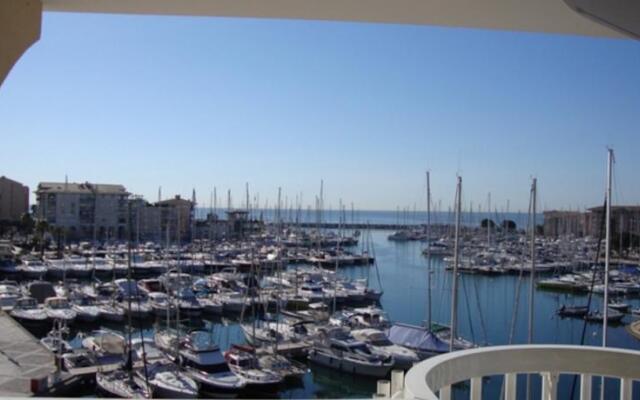 80pa141 Port Fréjus