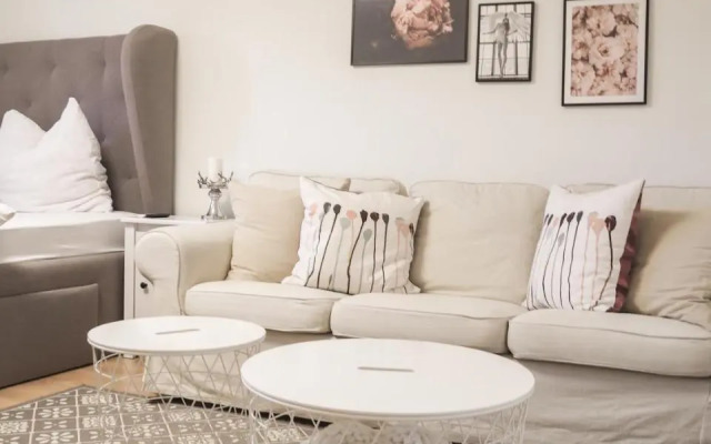 Stylische Wohnung in ruhiger Lage, sehr messenah