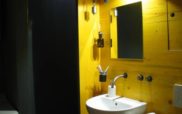 Bad Chaka Apartment