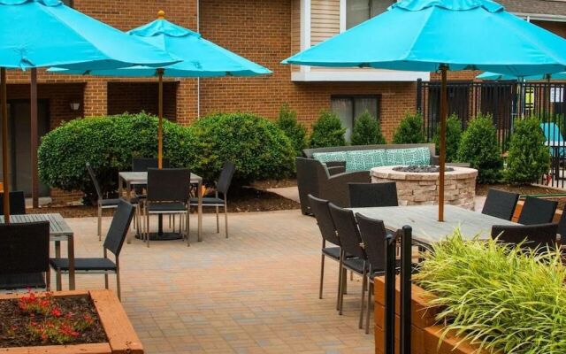 Tysons Corner Suites, A Baymont by Wyndham