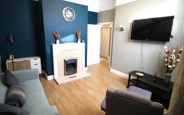 Large 3 Bed Bungalow - Beautiful Refurb - Garden