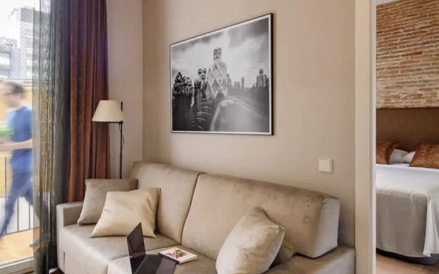 Pau Claris Double Home Next to Paseo de Gracia