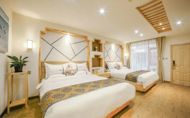 Floral Hotel Dali Jingzhiyuan