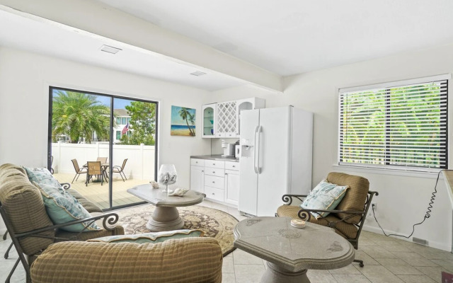 Destin Beach House - Happy Harbor House