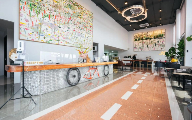 Tour De Phuket Hotel