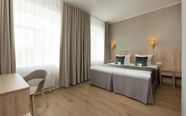 Kreutzwald Hotel Таллин