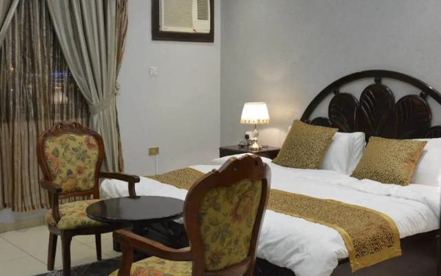Oyo 156 Luxurious Housing Units Taif