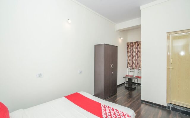 OYO 14430 Sunshine Grand