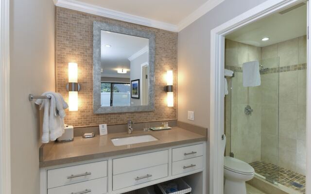 683 S At Silverado Studio Bedroom Residence by RedAwning