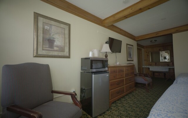 Betty Doon Motor Hotel