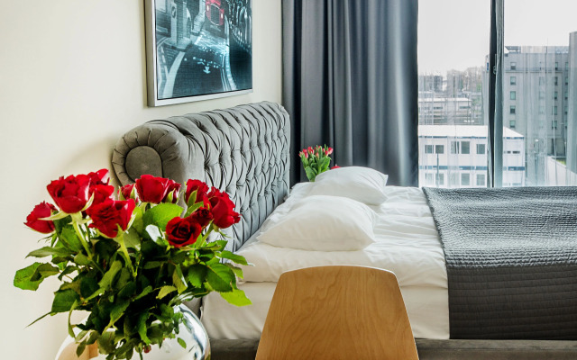 Angel City by Friendhouse Apartments