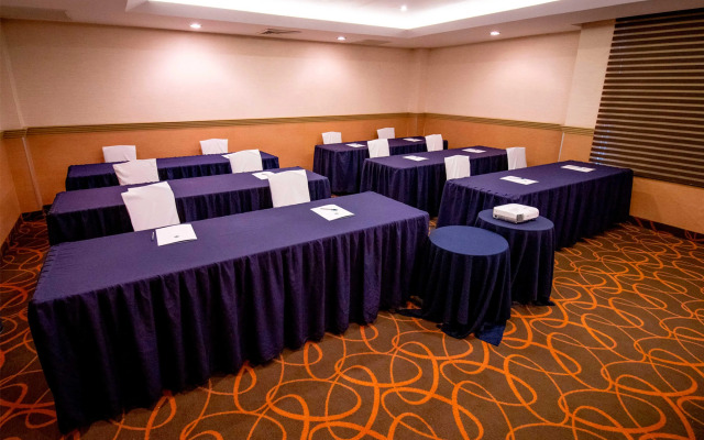 Araiza Palmira Hotel