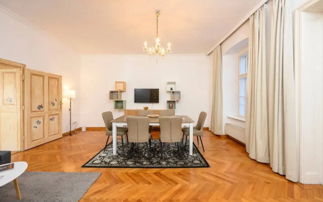 Spacious 2BR Stay for 6 Heart of Mödling