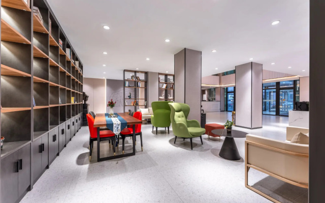 Borrman Hotel (Zibo Zichuan District Government Pu Songling Former Residence)