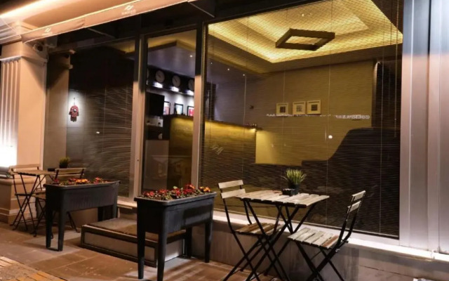 The Breeze Hotel
