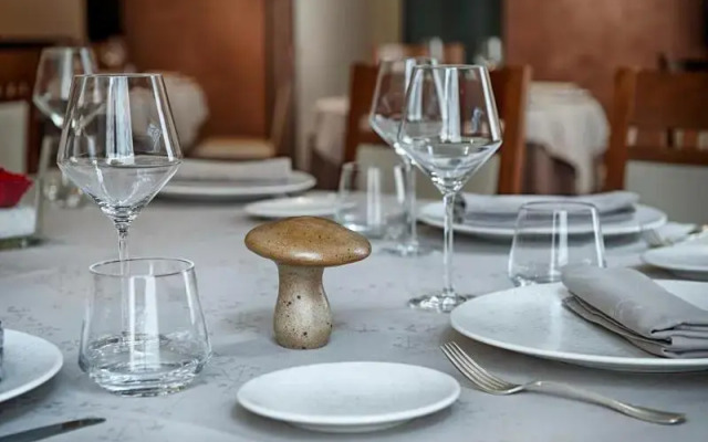 Logis Hotel De France St Andre
