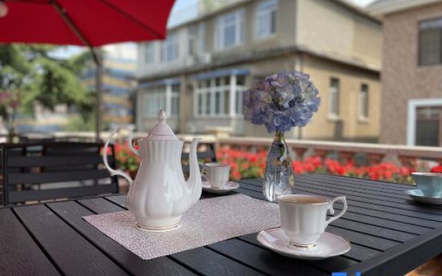 Shu Yi Shu Er B&B（Dalian Nanshan Road Shop）