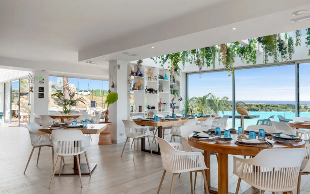 Scenic Apartment in Alcazaba Lagoon Ref M55