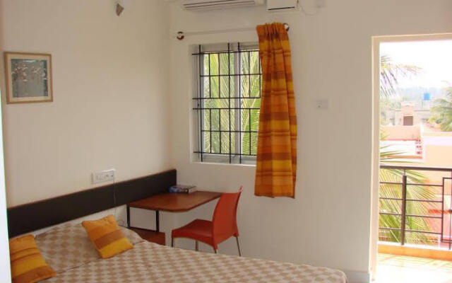 Urban Oasis Compact by OYO Rooms