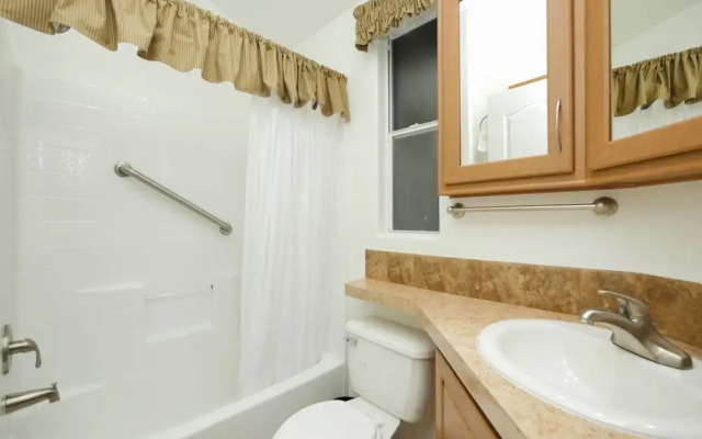 Golden Village Palms RV Resort