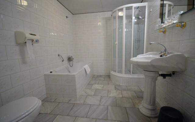 Atlas Hotel Holiday