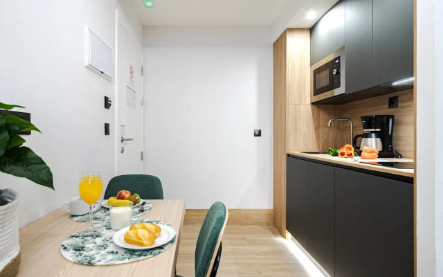 Feelathome Ventas Suites