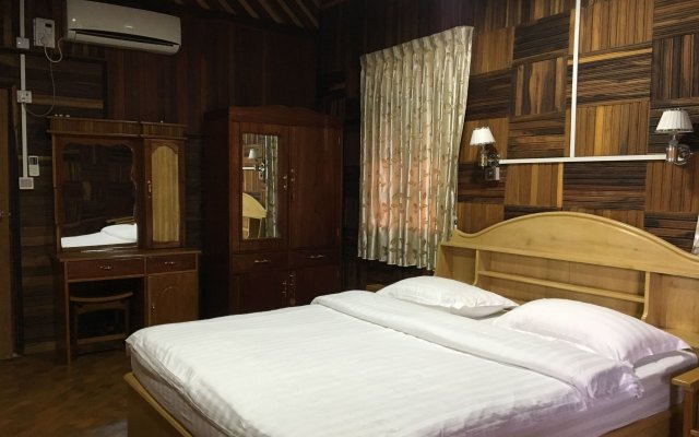 Oak Thar Kyaw Hotel