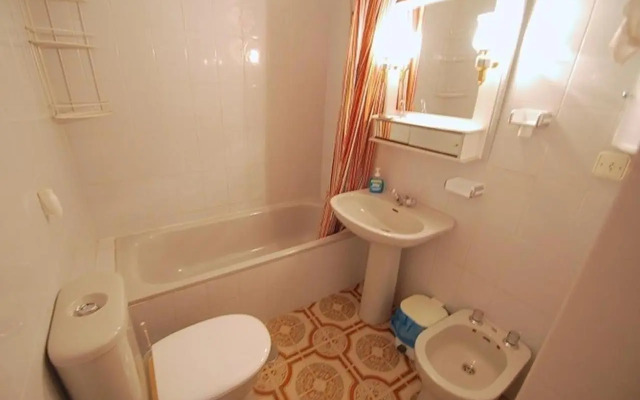 3 bedroom Spacious Apartment