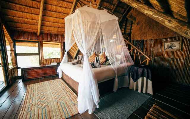 Pezulu Tree House Lodge