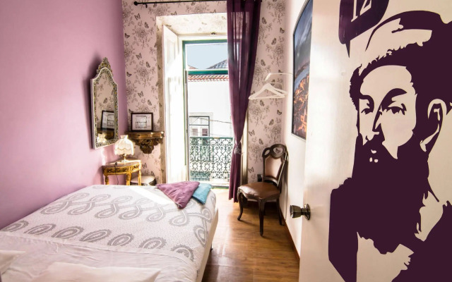 Alfama Patio Hostel