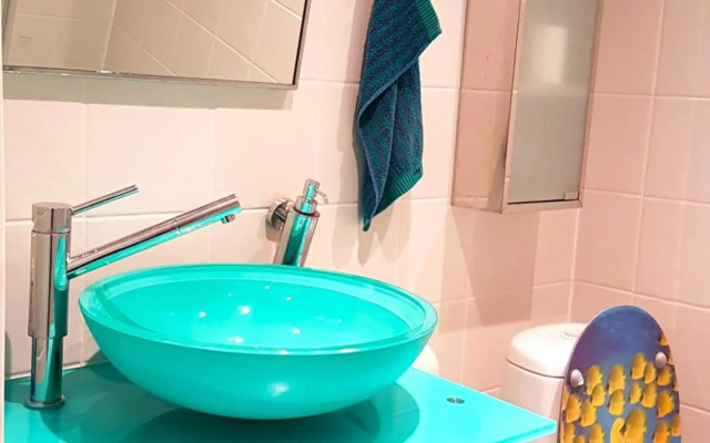 Theater and Beach Apartment