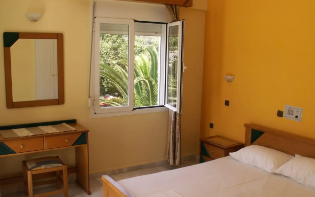 Hotel Athena