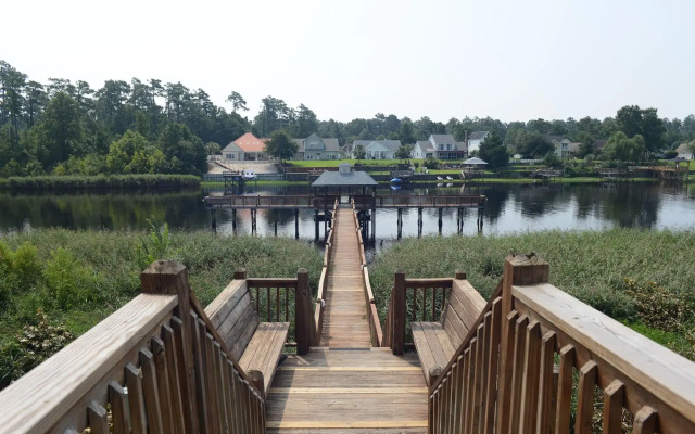 River Oaks Resort