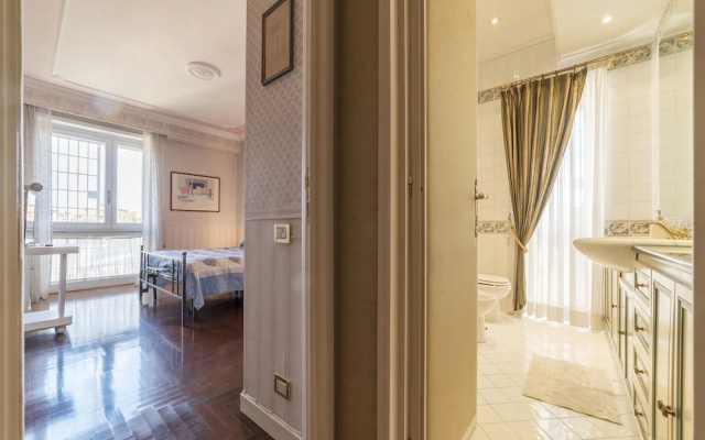 San Pietro Exclusive Panoramic Flat