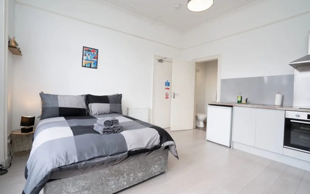 Cosy Fully Equipped Studio 2 Close to University