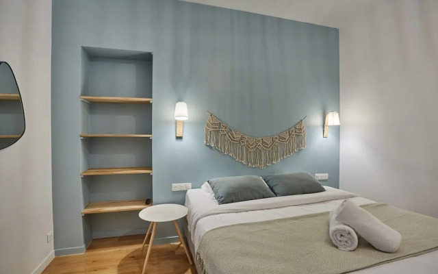 Apartment Located in the Center of Paris