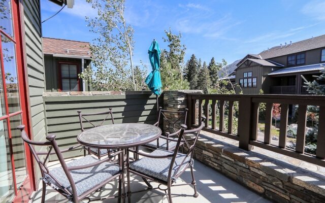 Snowcreek Vii #1503 3 Bedroom Condo