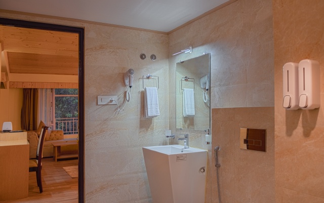 Treenz Hotels