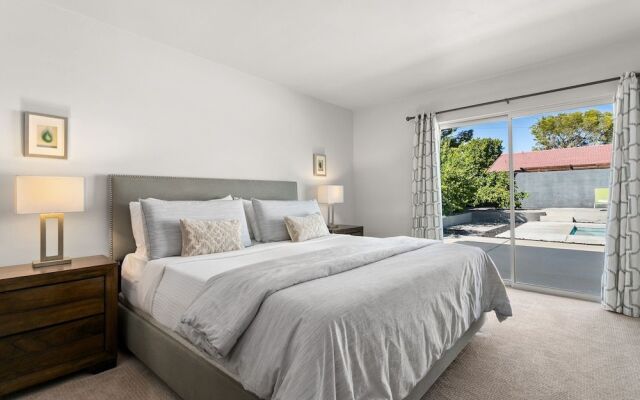 Palm Springs Life 3 Bedroom Home by RedAwning