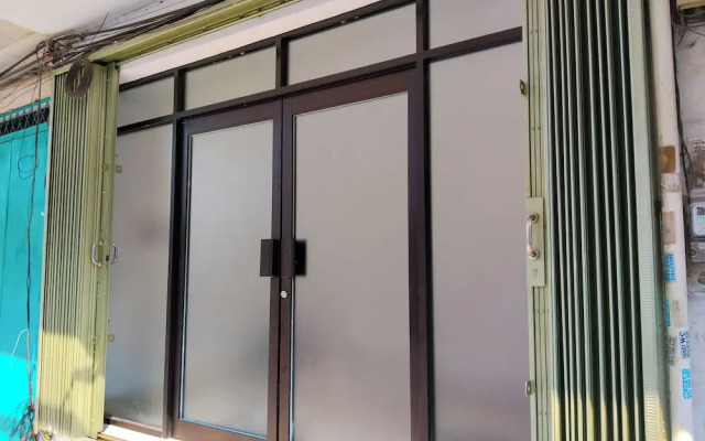 Themas Guest House