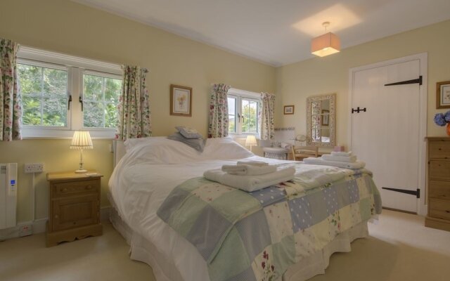 Tawcroft Cottage