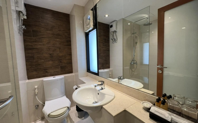 Silom Forest Exclusive Residence